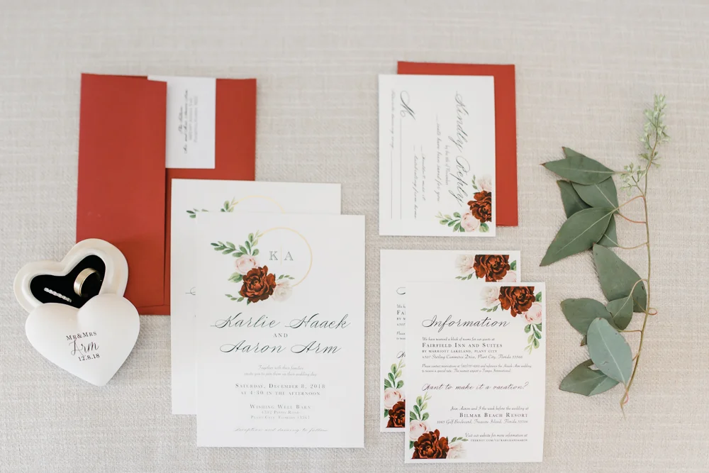 Romantic Outdoor Barn Wedding-19.jpg