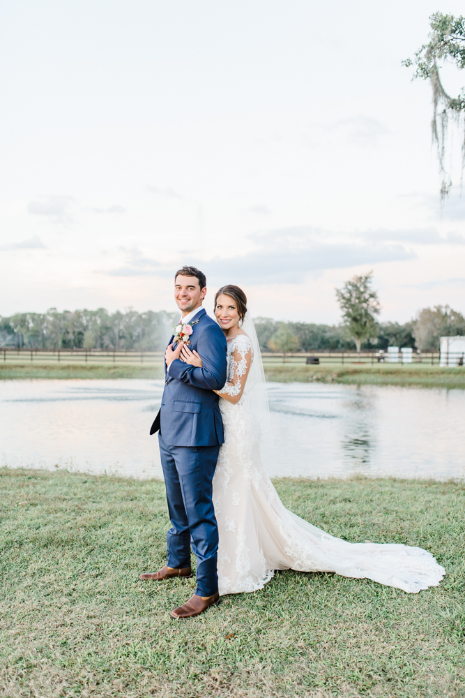 Romantic Outdoor Barn Wedding-162.jpg