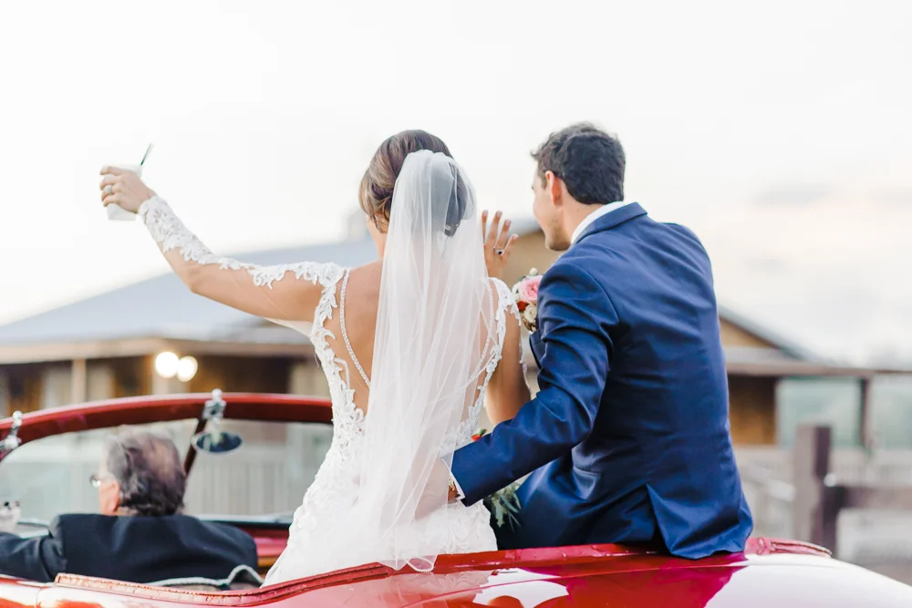Romantic Outdoor Barn Wedding-170.jpg