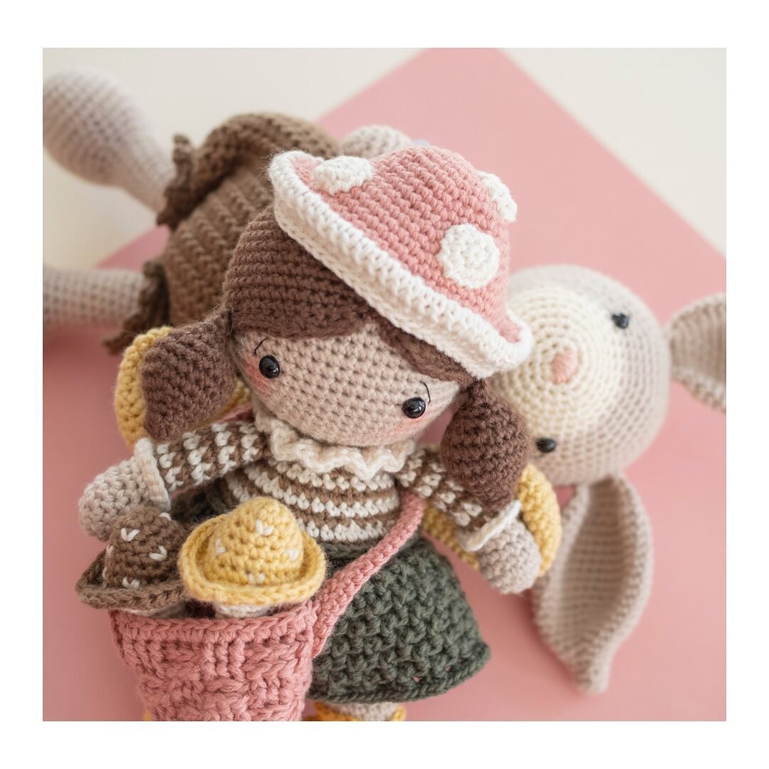 I am so grateful to everyone for your support of my third book Enchanted Woodland Amigurumi! Many of my lovely Danish friends have been asking if there will be a Danish version and I&rsquo;ve been indicating that there will indeed be one&hellip;

The