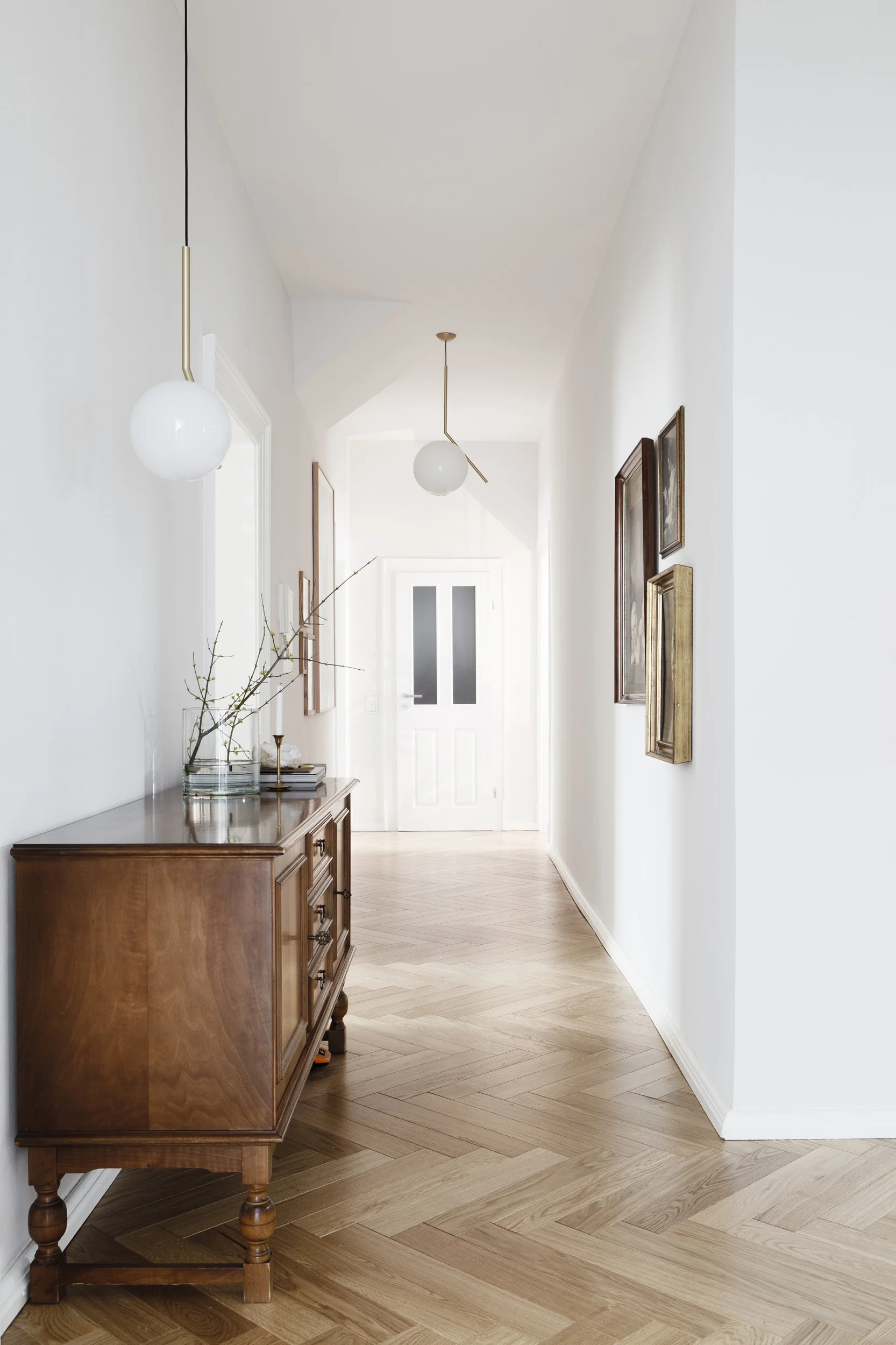 Studio-Oink-House-Cal-II-apartment-remodel-Mainz-Germany-Remodelista-1H.jpg