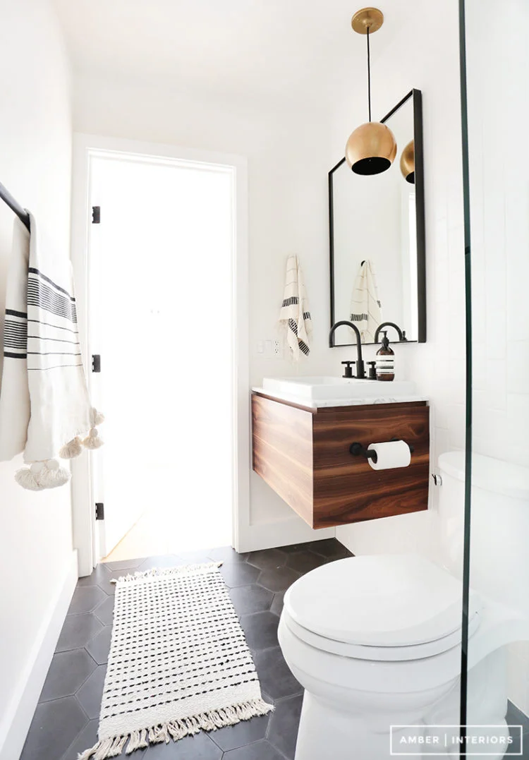 Amber-Interiors-Client-Freakin-Fabulous-Neustadt-1-750x1077.jpg