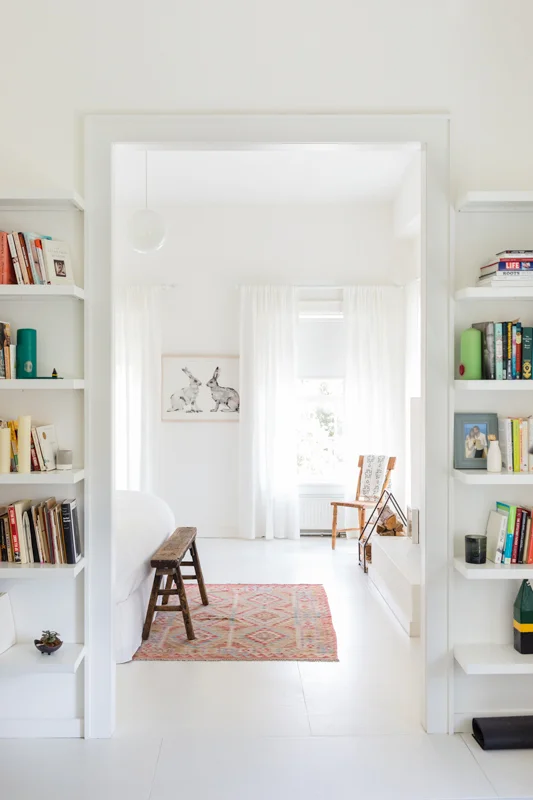 a-bohemian-haven-in-a-brooklyn-townhouse-built-by-newlyweds-sophie-green-home-tour-brooklyn-59bc2cf88166d3146745d839-origin.jpg
