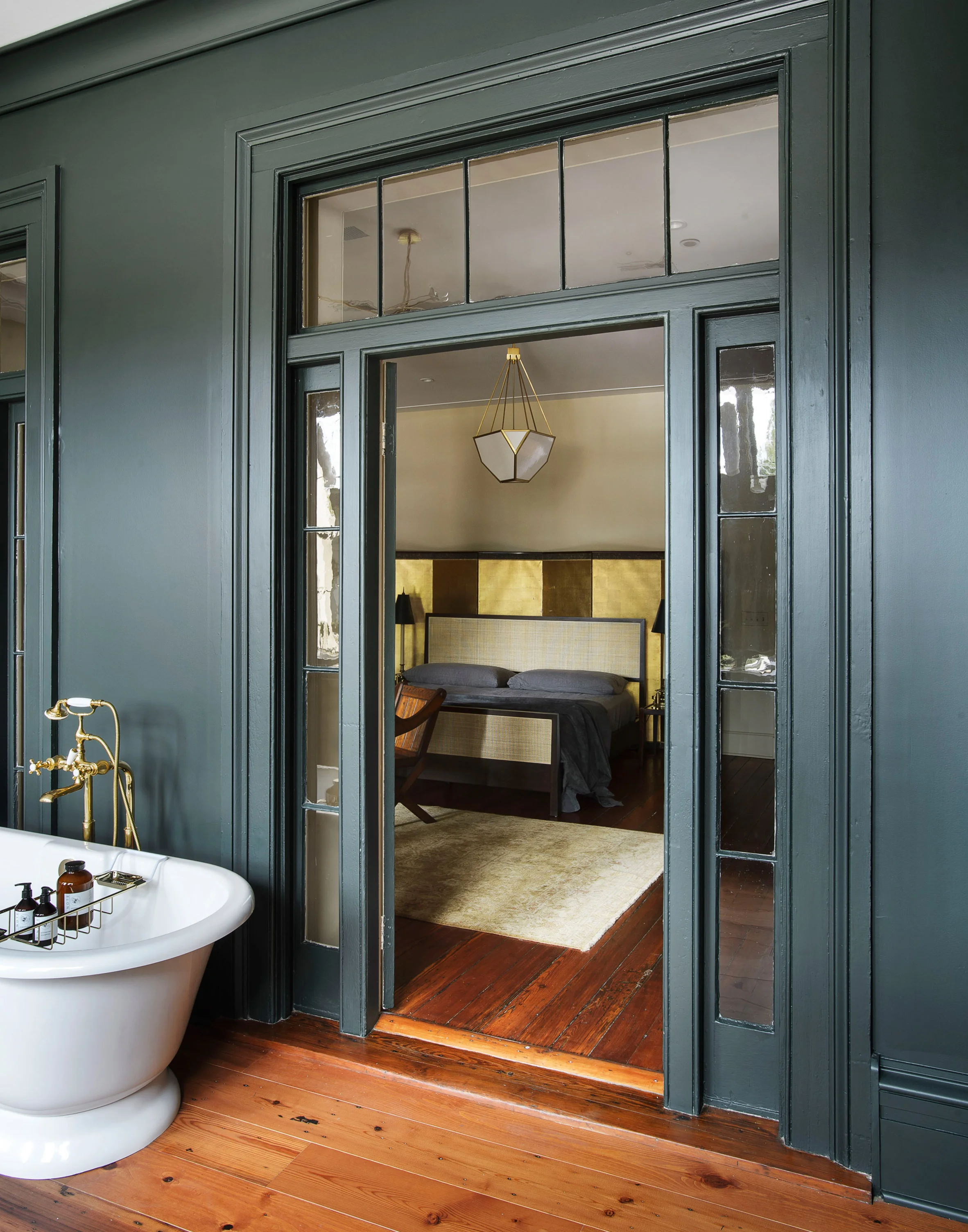 workstead-house-charleston-south-carolina-renovation-workstead_dezeen_2364_col_34.jpg