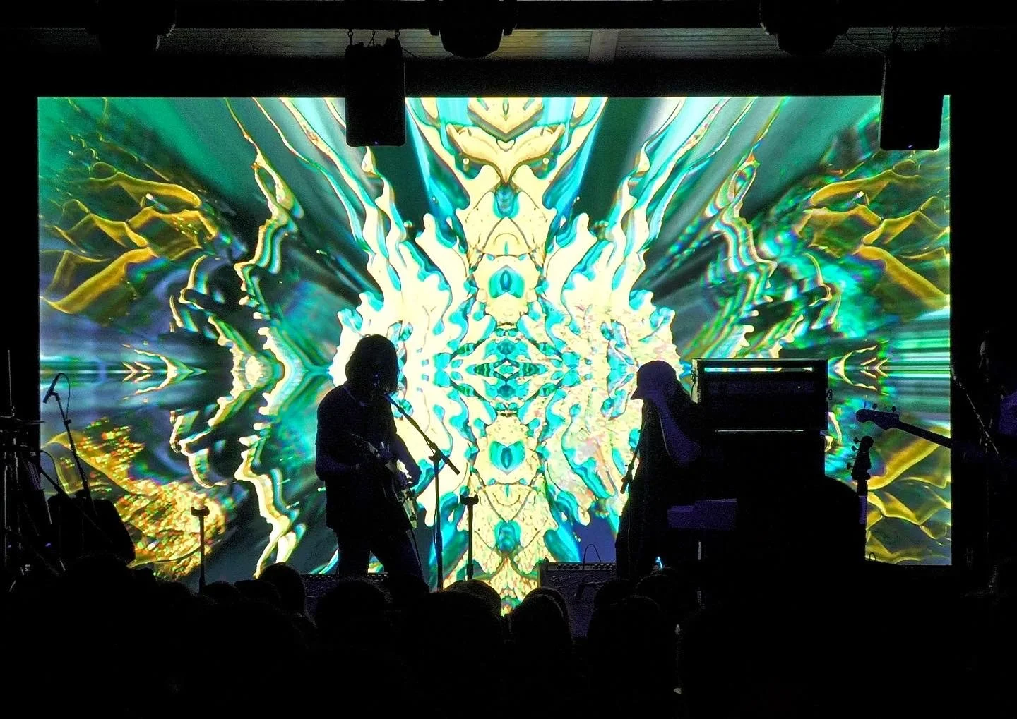 CA0A3A57-9D28-43A7-8B5F-455E6691889E copy.JPG