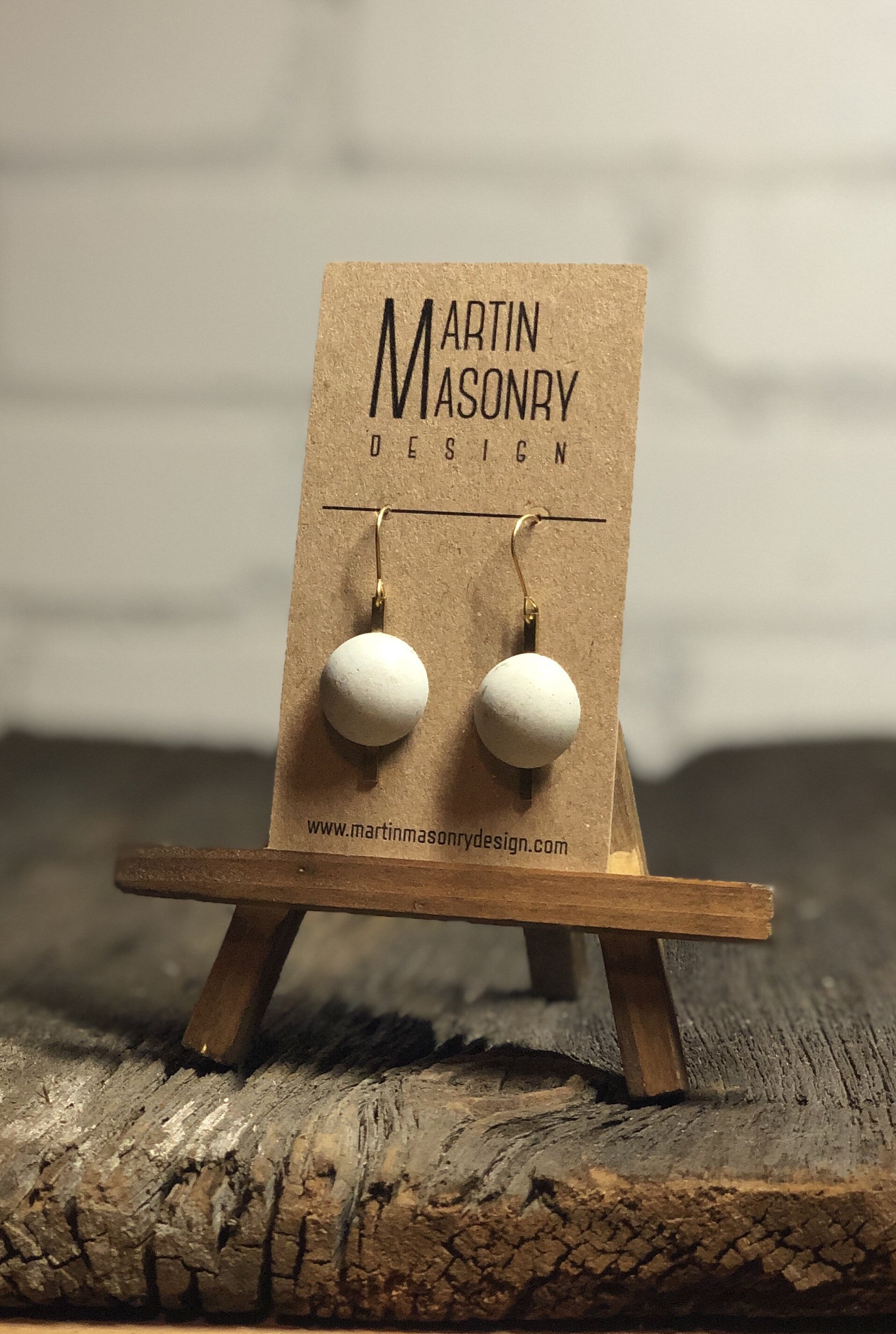 Clean half moon droplets