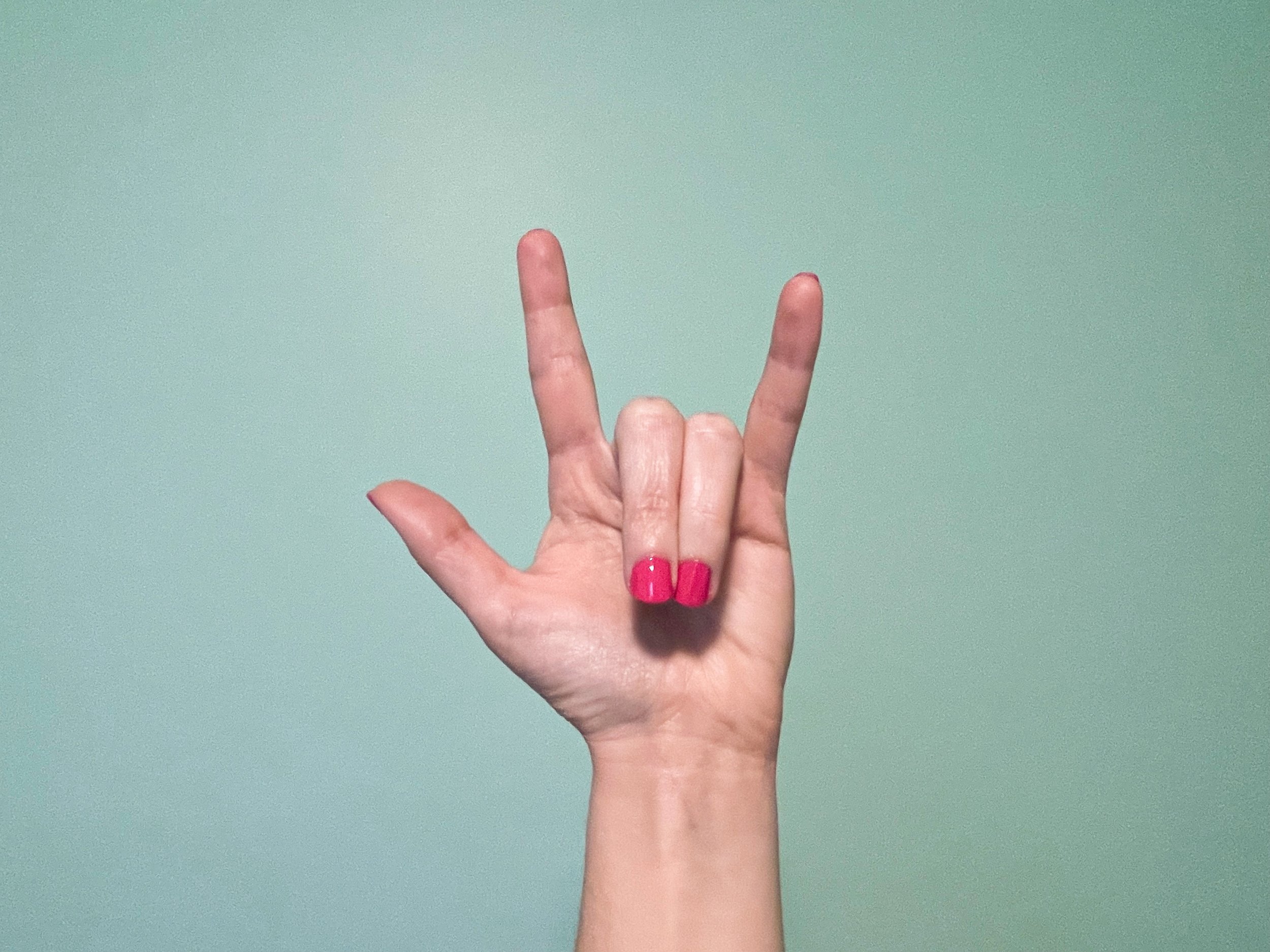 How to learn American Sign Language