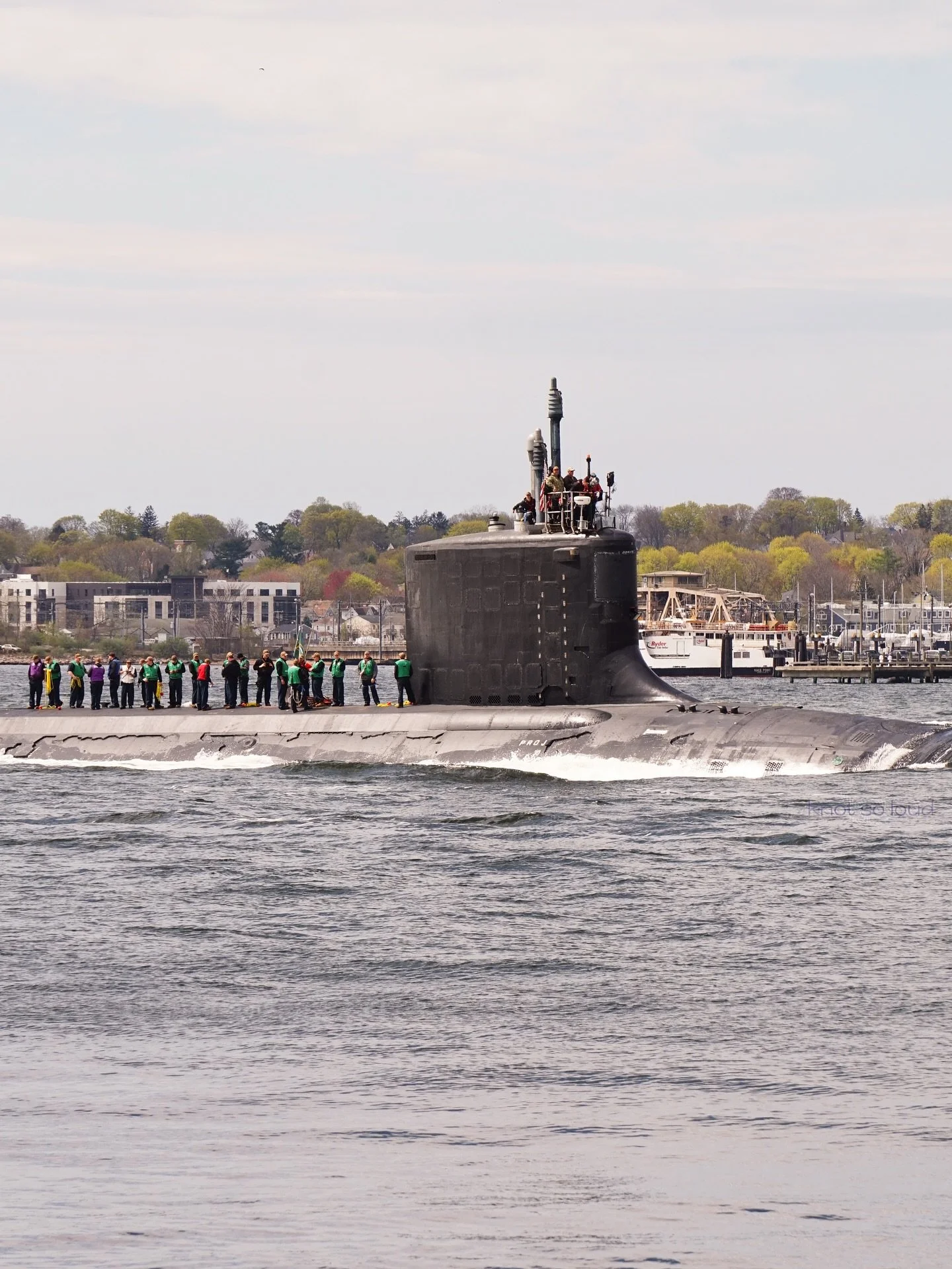Honoring 250 years of strength, service, and sacrifice. Happy Birthday to the @usnavy ⚓️

1 - A sub returns to the NL sub base 4/20/23
2 - A sub departs on 5/22/23
3 - Sub vets welcome home USS Juan 6/6/23
4 - USS Delaware homecoming 8/14/23
5 &amp; 