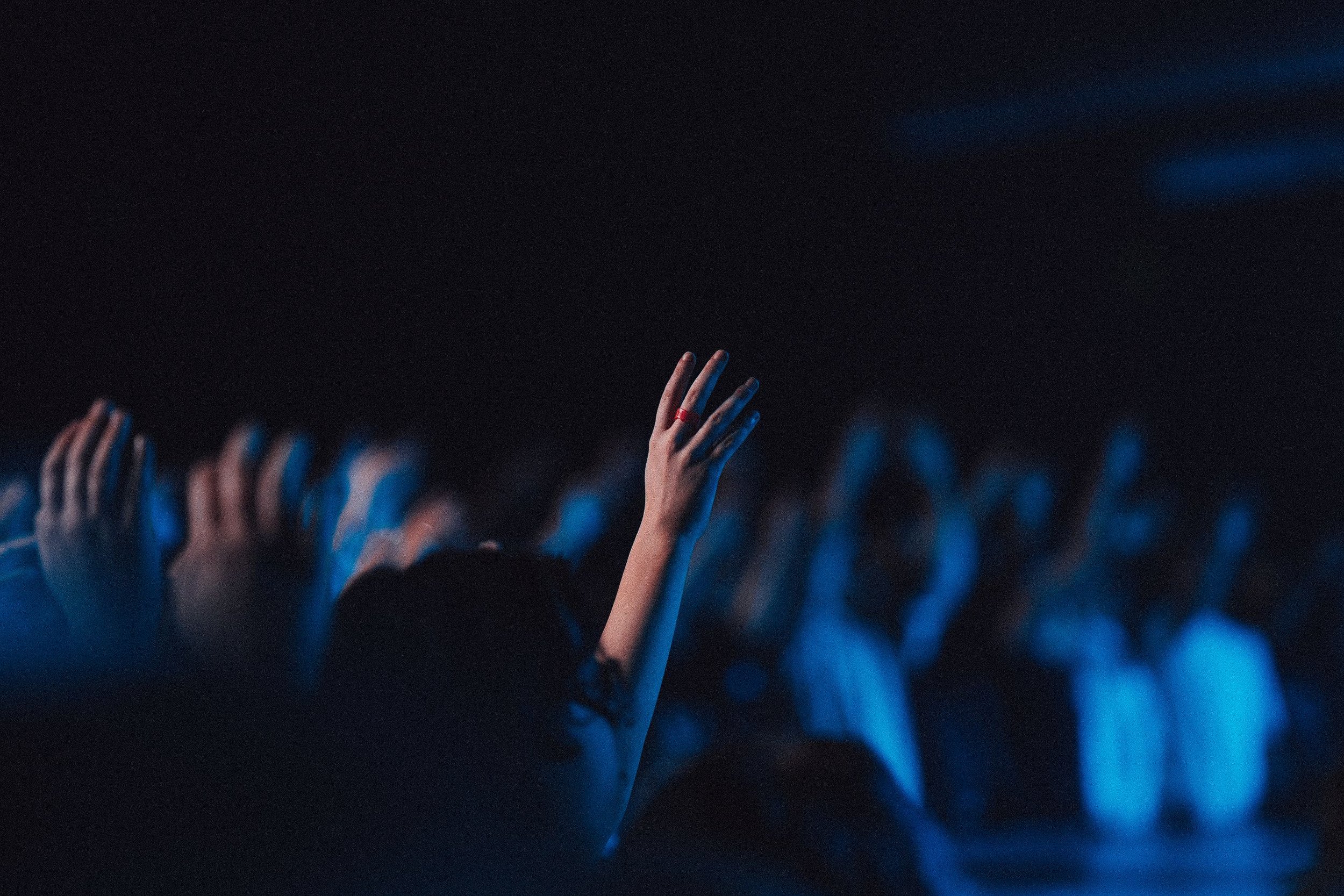 believers-in-worship-gathered-in-a-hall-with-blue-2026-03-18-05-42-57-utc.jpg