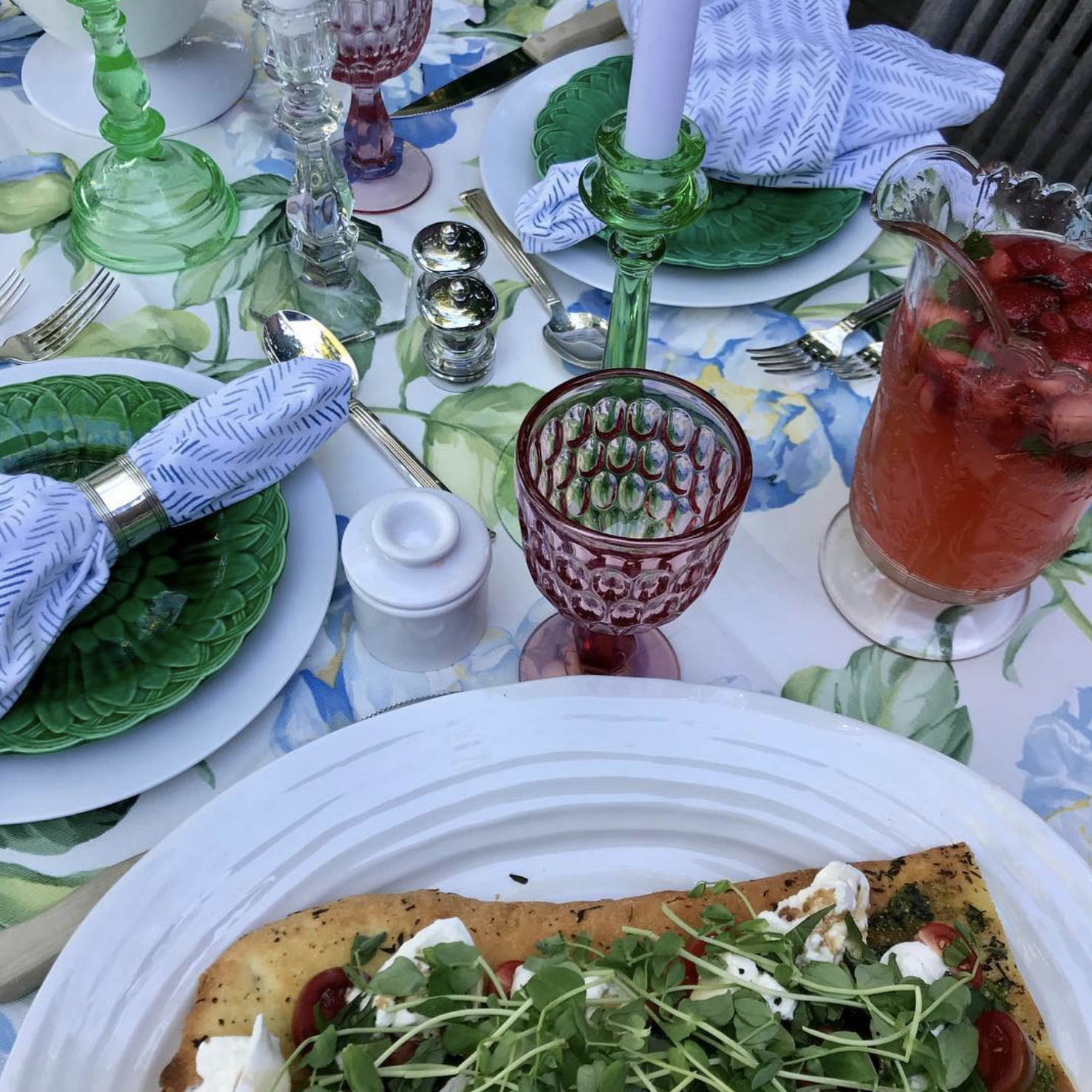 Colorful Outdoor Tabletop Design