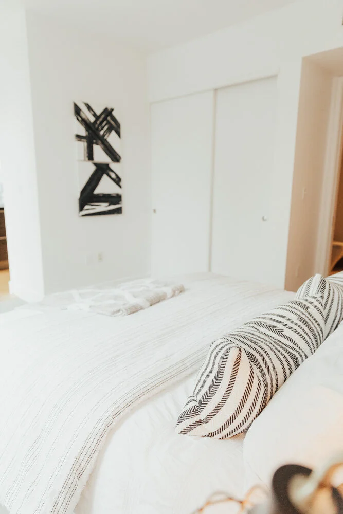 seattlecondo_mkstaging_rachelsyrisko_web-9.jpg
