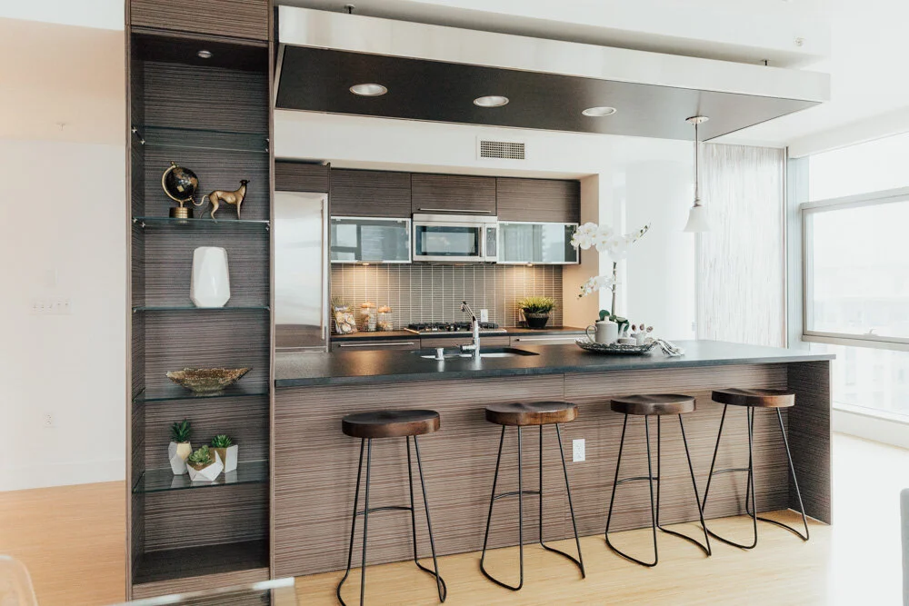 seattlecondo_mkstaging_rachelsyrisko_web-13.jpg