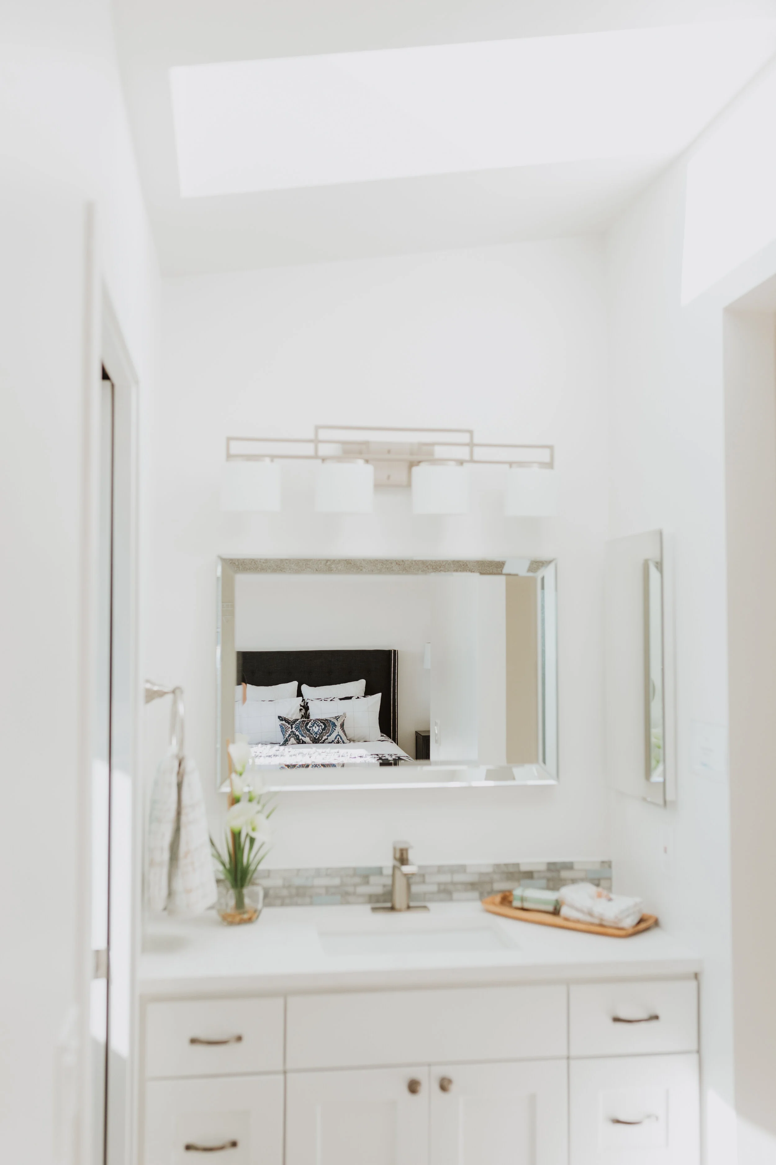 mkstaging_rachelclementsphotographer_homethree-5.jpg