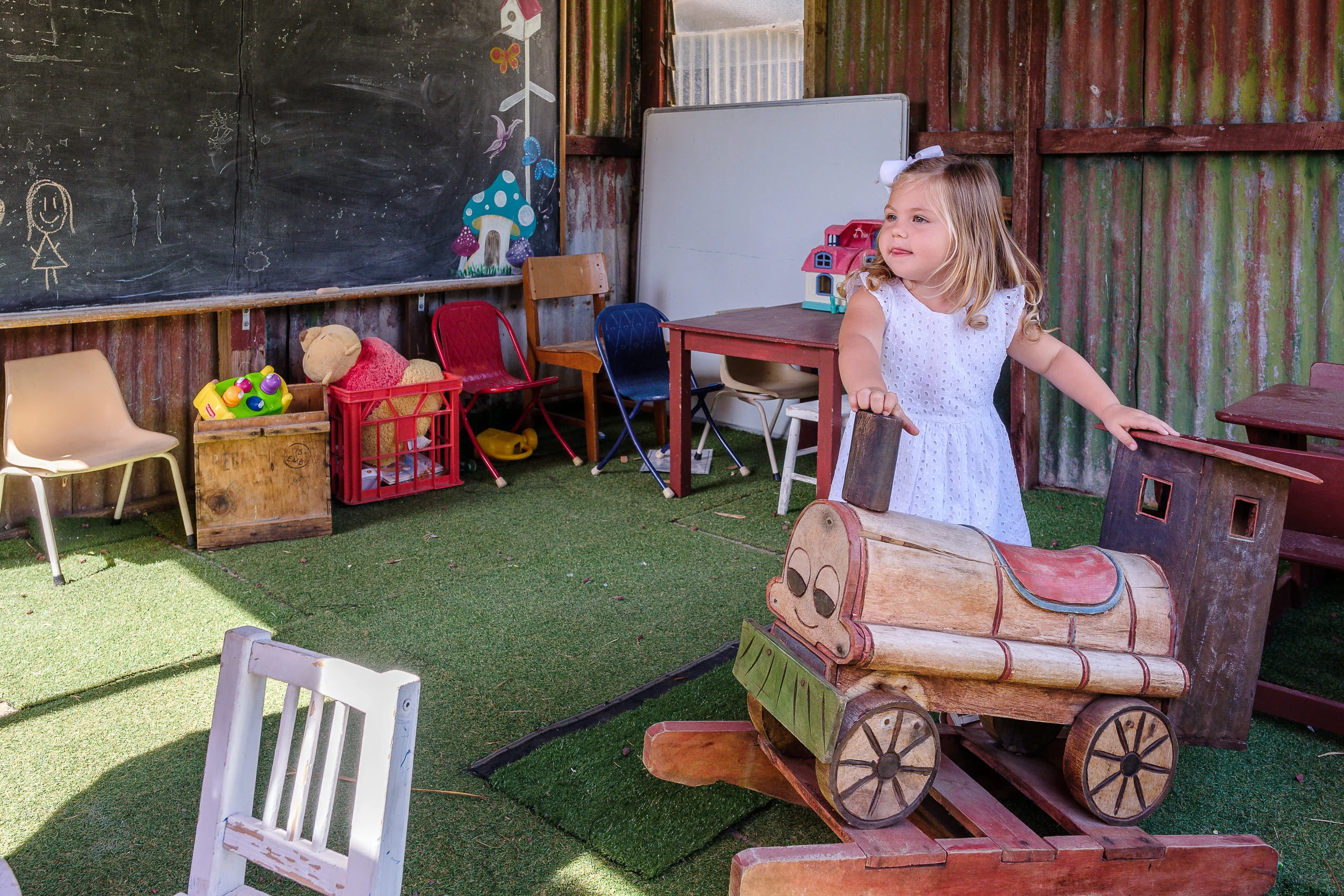 Manilla - Food - Molly May's Garden Family 2.JPG