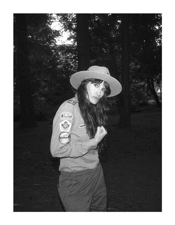 44c4ac77f0d0a51a-christine_flex.gif