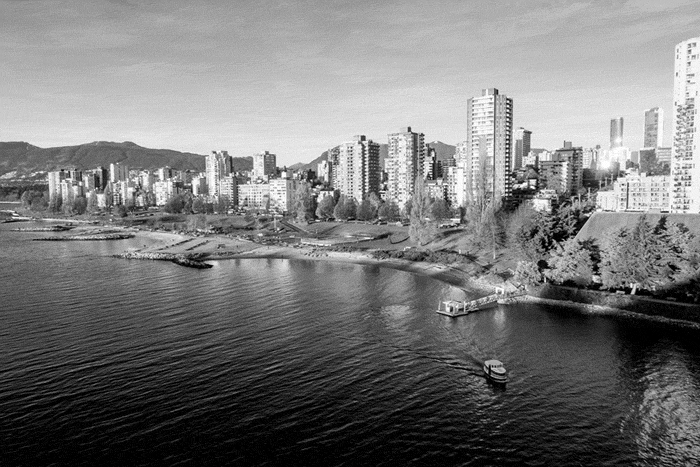 9795c54d83aa2d2f-seabus.gif