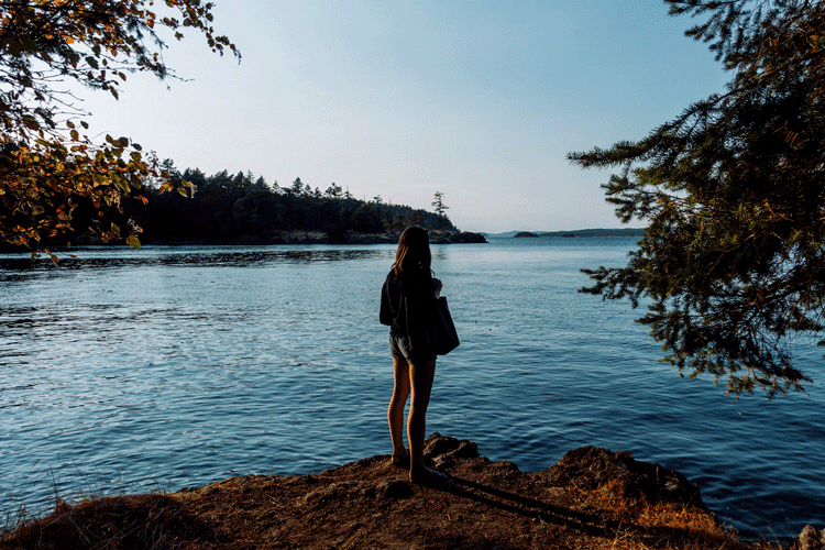 allie_water-web.gif
