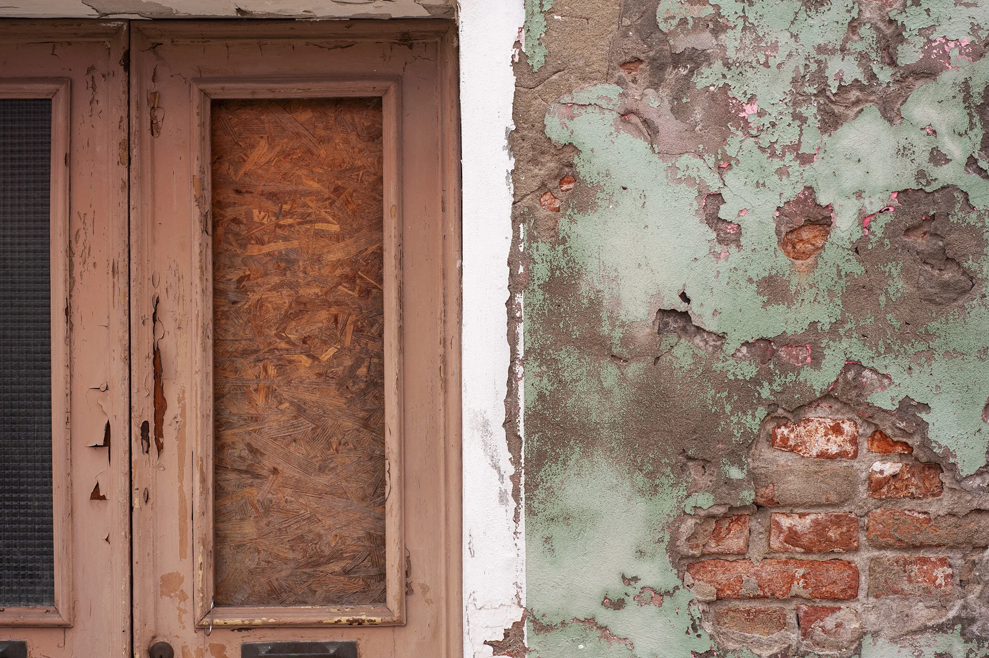 Italian Walls (Murano, Italy, 2013, © Joel Ang photography)