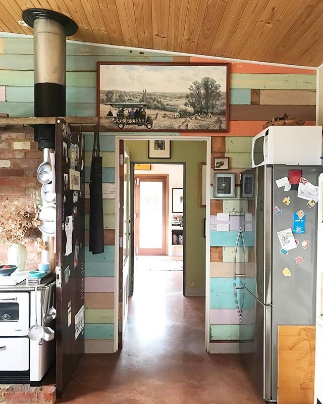 How amazing does this 23rd Key &lsquo;Unofficial Collaboration&rsquo; piece look on this wall! Thanks for the pic @melanie_caple 😍🖼👌🏼
.
There is still just over a week to enter our #stockroompurchase competition in which you can WIN a $150 Gift V