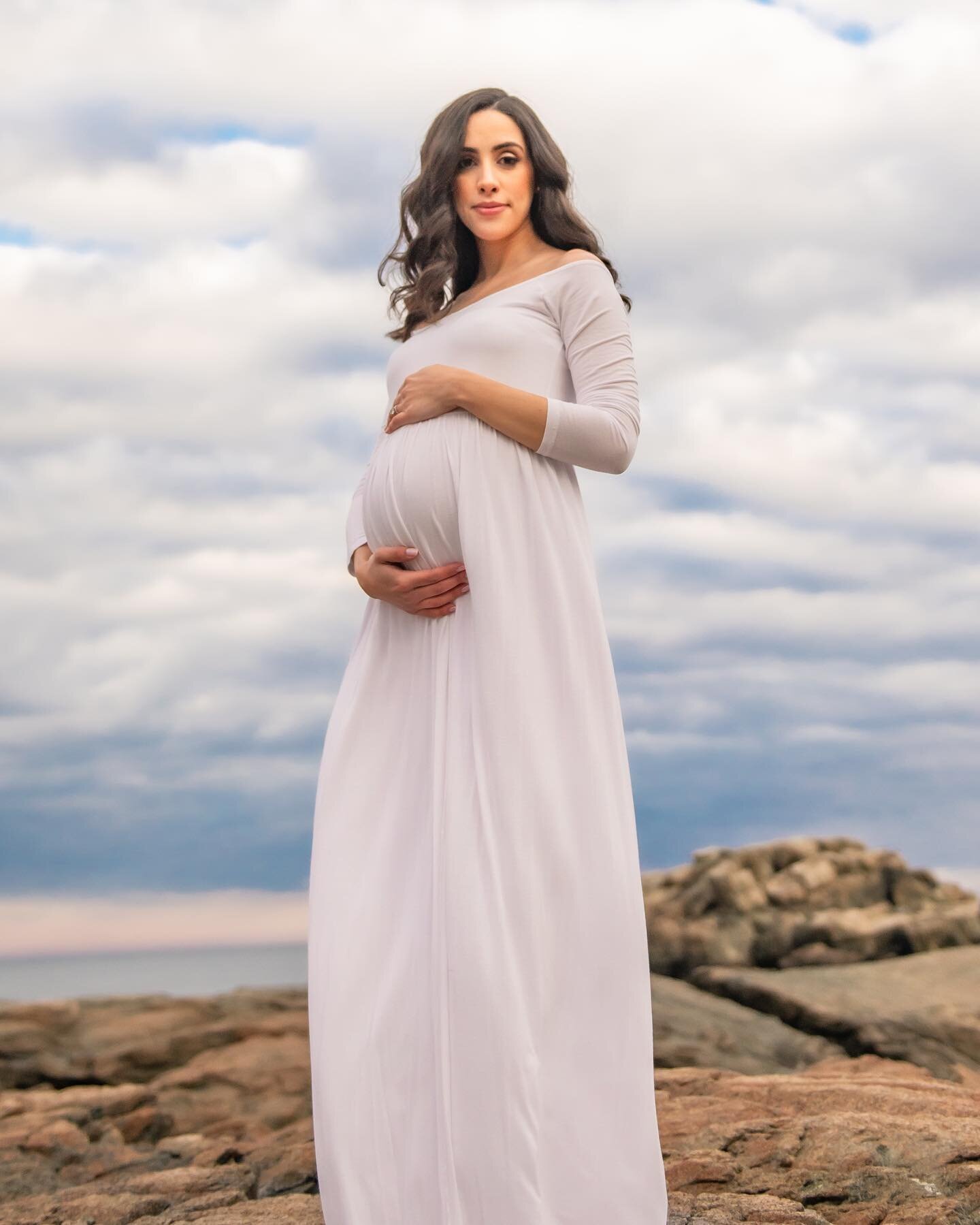 Almost all clients who book me have never taken professionally styled portraits before. Ashley, pictured here, is a clinical pharmacist who works in Lawrence.  She called me saying my favorite phrase .... &ldquo;I&rsquo;m not a model but I just want 