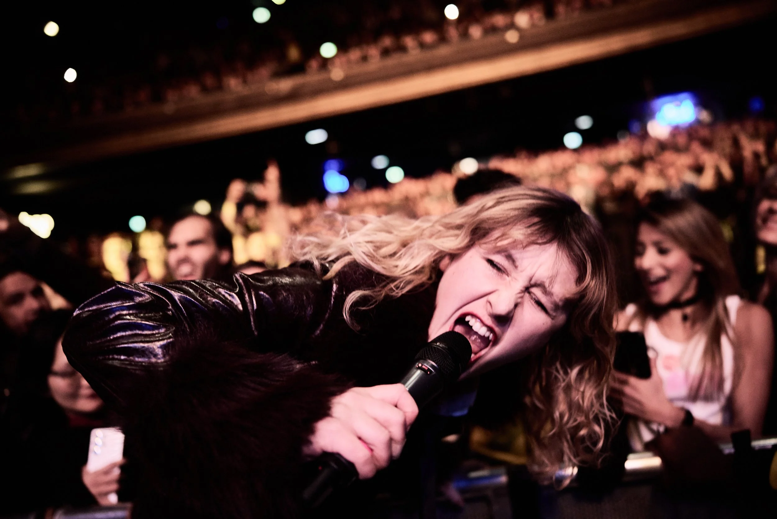 Lambrini Girls 11.jpg