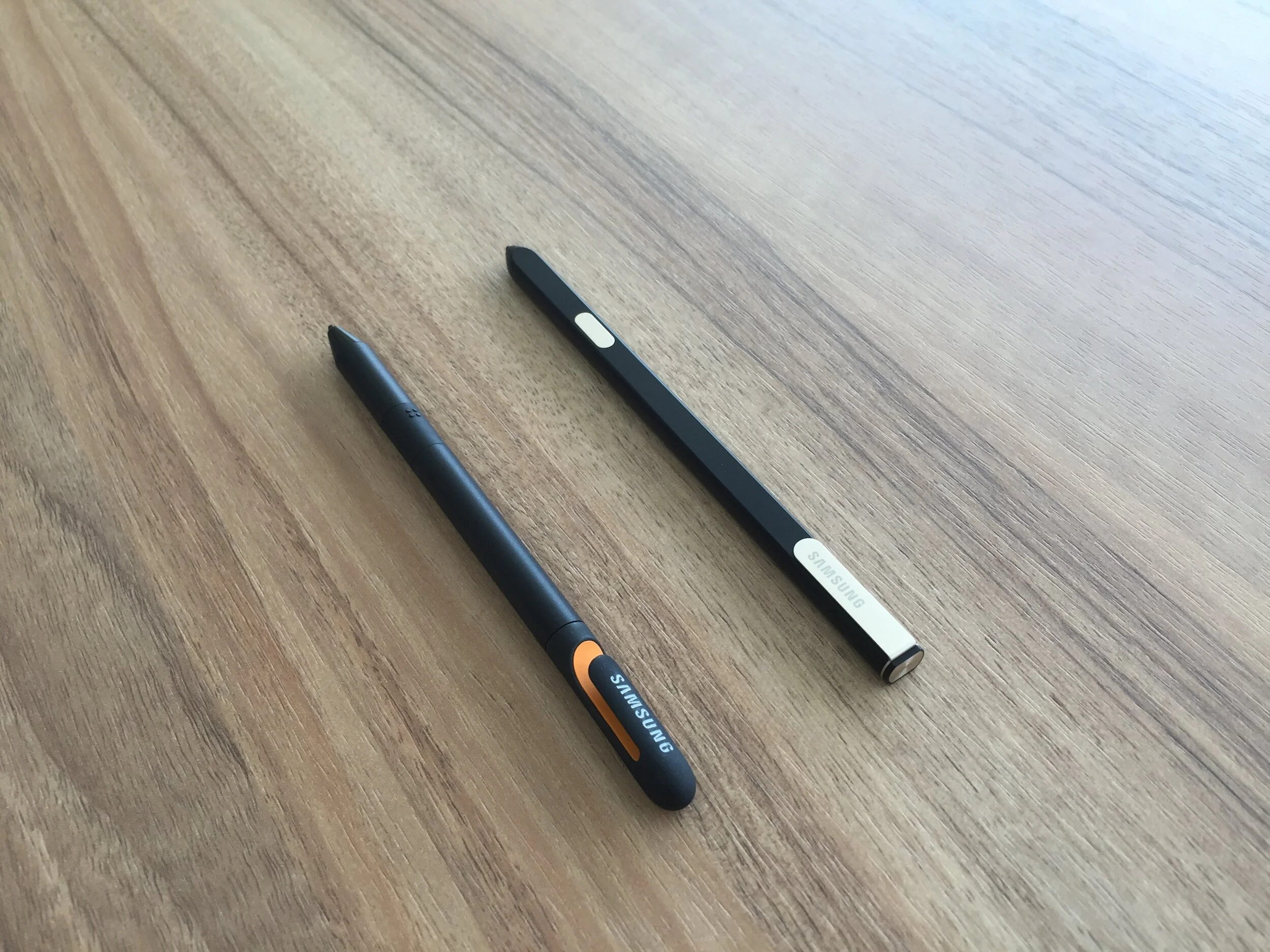  Design by Giles Mitchell (right), Design by Naoya Nishizawa (left) 