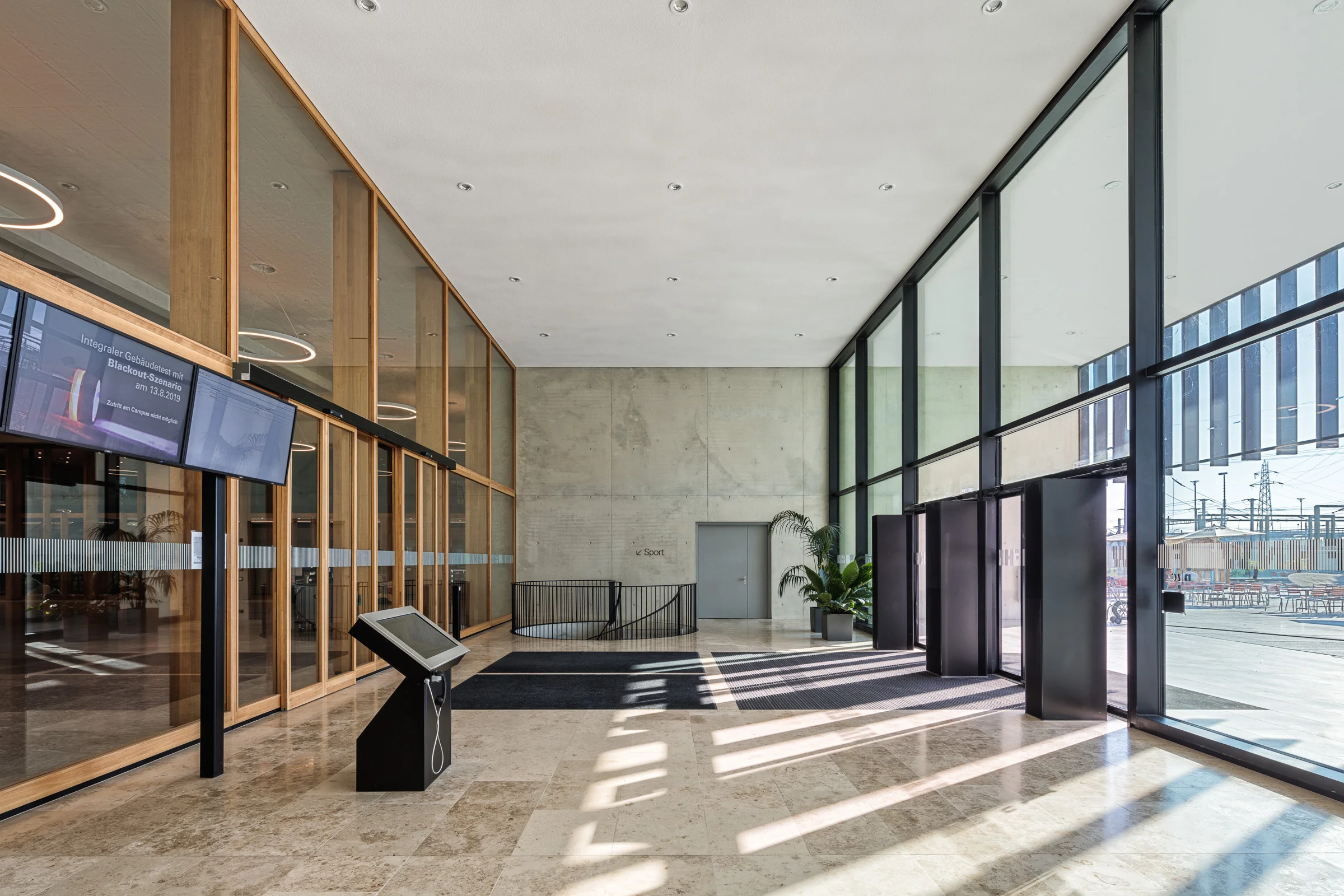 FACHHOCHSCHULE NORDWESTSCHWEIZ, MUTTENZ KLIENT: S.A.C. SILENT AG, MARTHALEN LOCATION: MUTTENZ