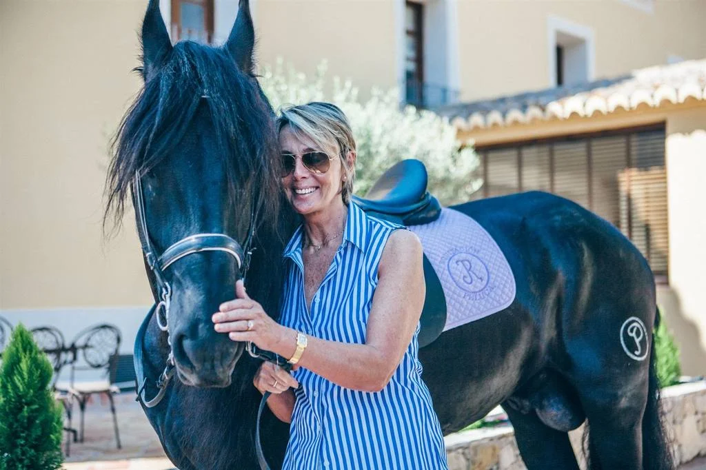 the-ghost-group-hospitality-consultants-hotel-la-escondida-horse-Yvette-Venables.jpg
