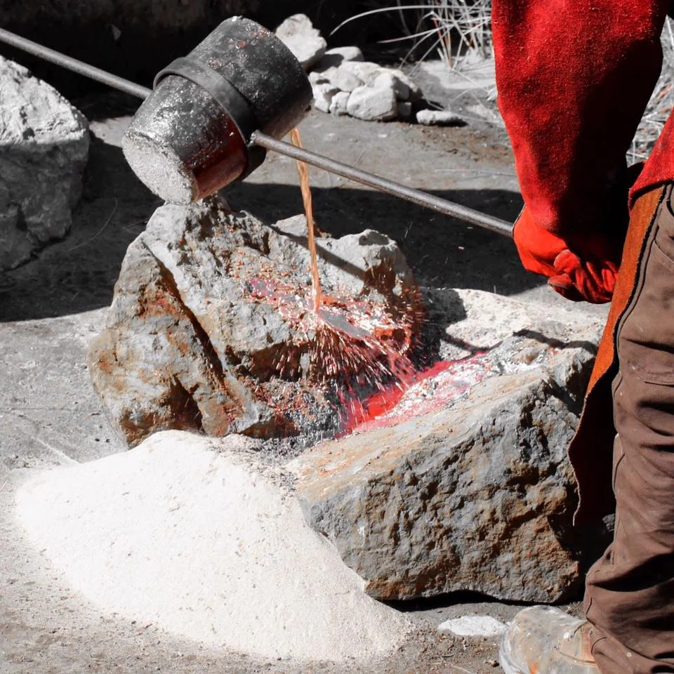 Copper Pour Performance 2.jpg