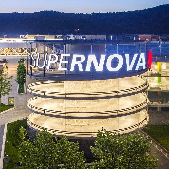 SUPERNOVA