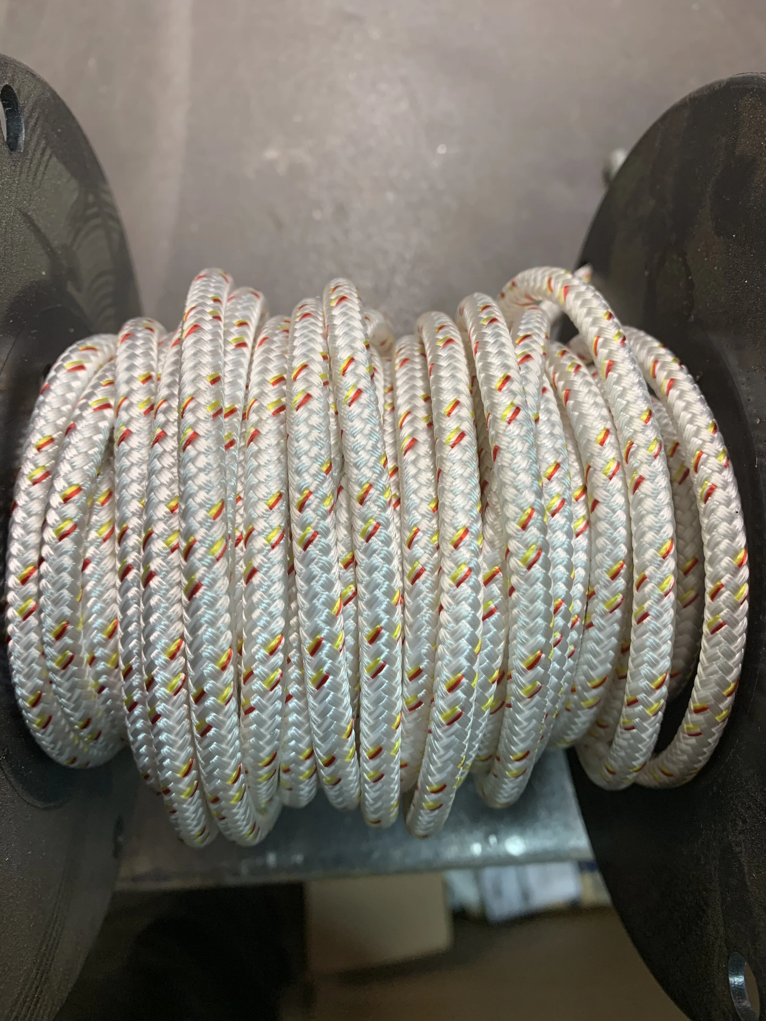 BF0420B0-EDDF-41AF-B245-7D12FC381205