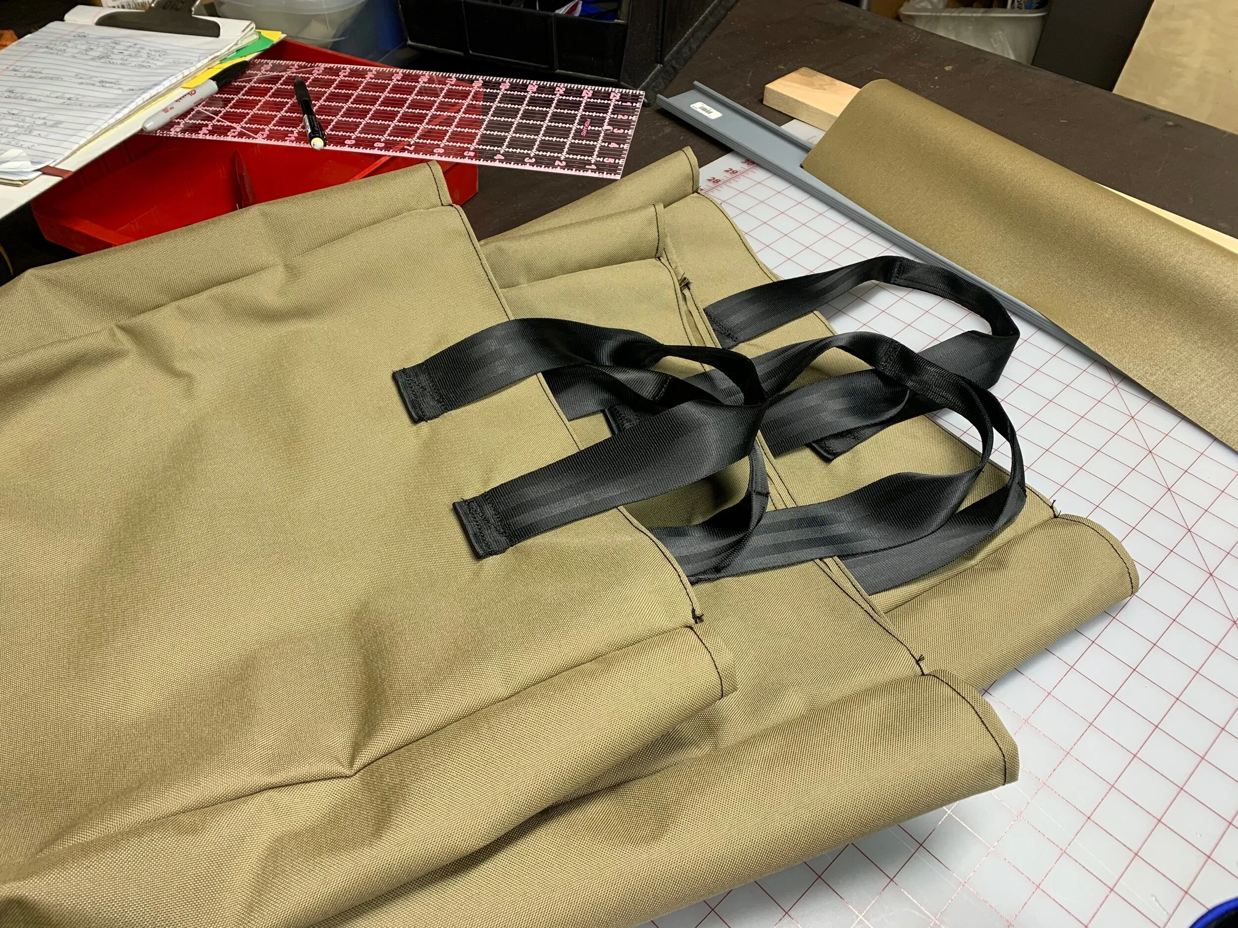 24AB7869-6BCC-4134-9C19-914812589352