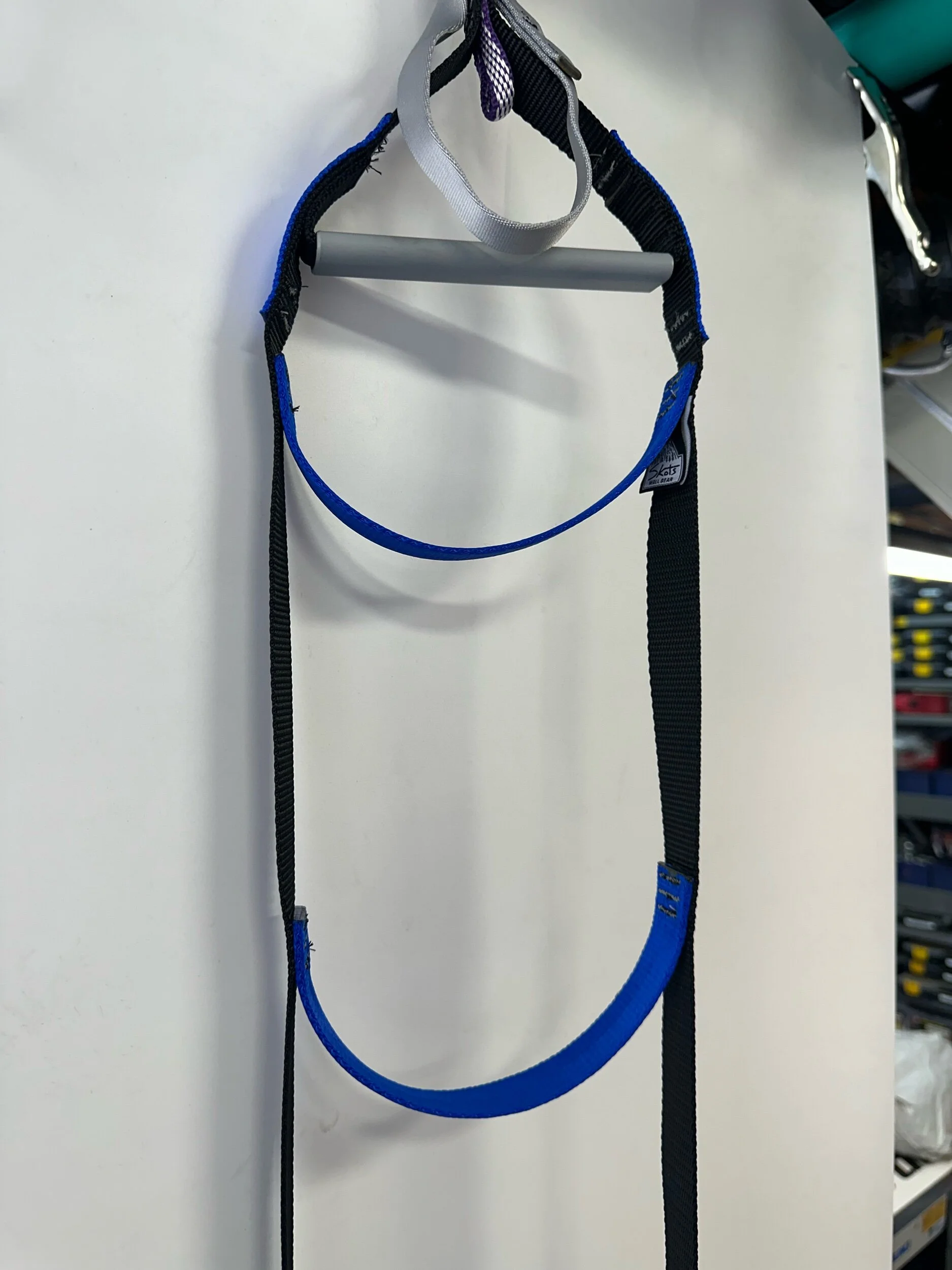 70B5AC41-F33B-42D5-A9F5-75756B84C095