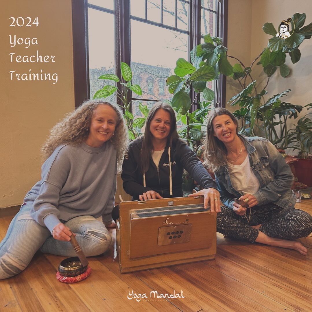 ✨ Join Heather, Kristen &amp; Beth this fall for a journey of self-awareness, connection and transformation all through the traditions and teachings of Bhakti Yoga ✨

#200hrytt #ytt #yogateacher #yogateachertraining #connect #transform #teachfromtheh