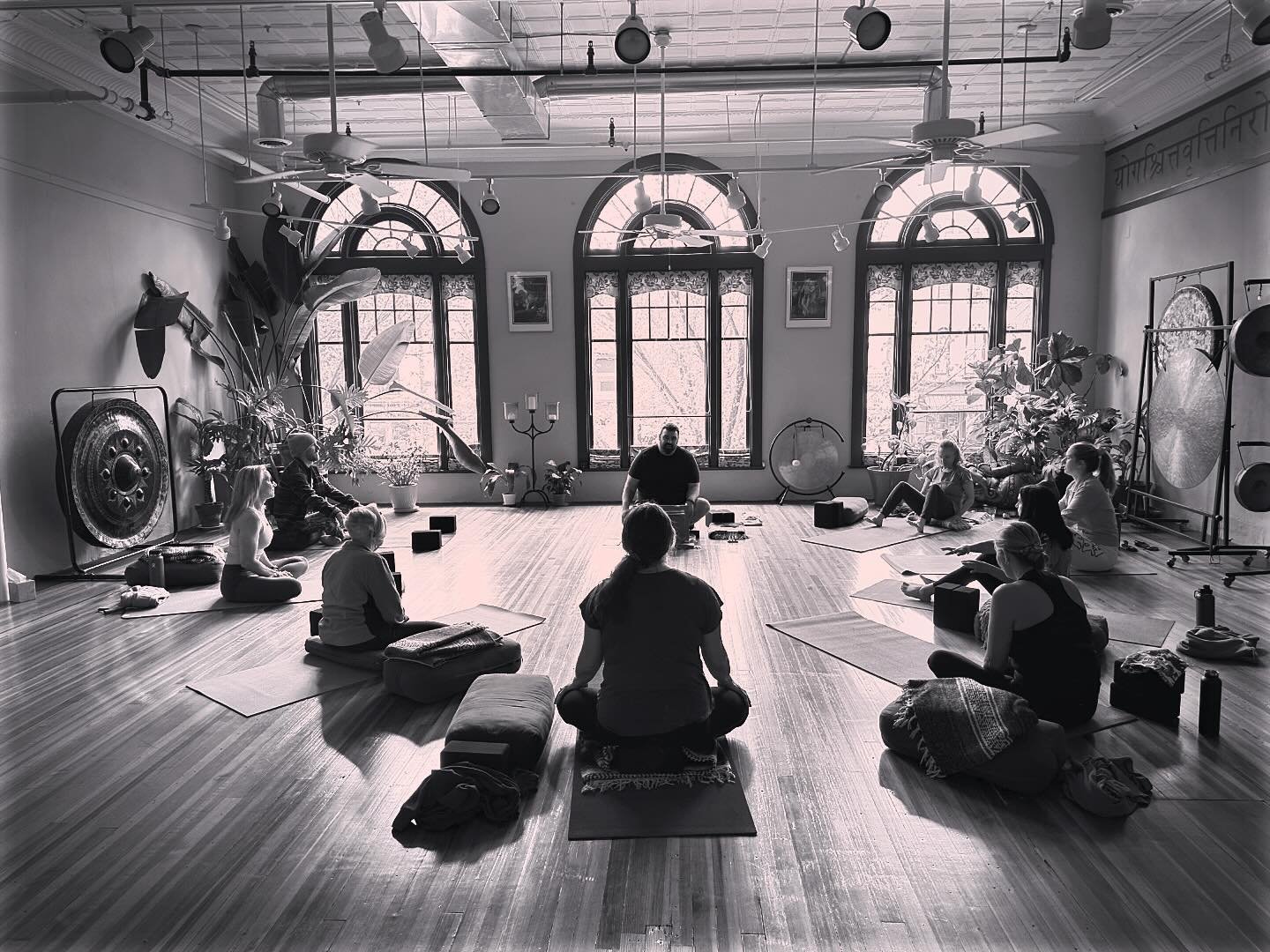 Yesterday we had our first Free Community Yin Class!

Join the next one on Thursday June 6 @ 11am 

❤️❤️❤️