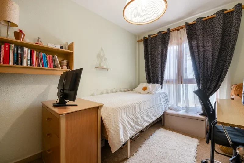 11954_131981__RYT7986-HDR-med.webp