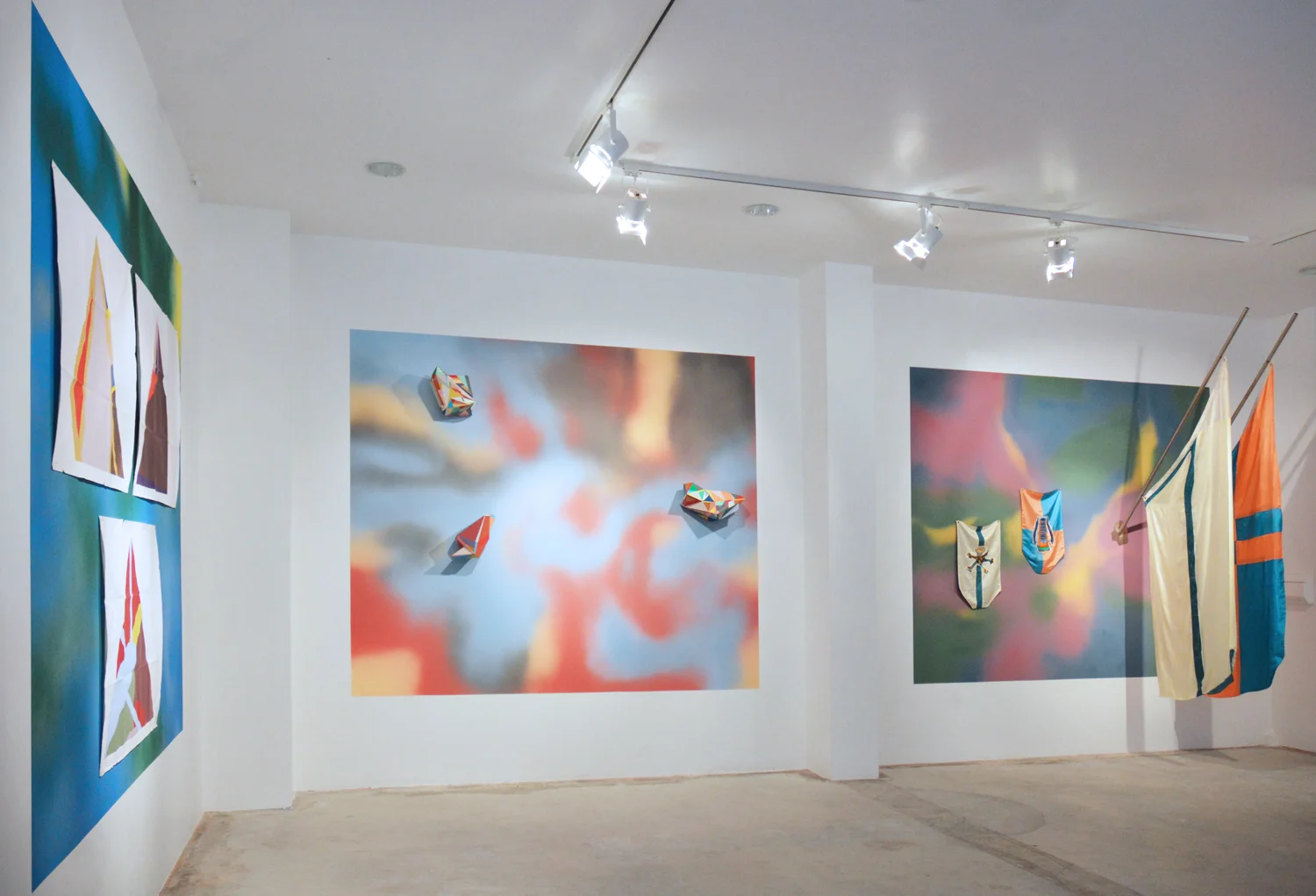 DSC_0042_full-installation_web.jpg