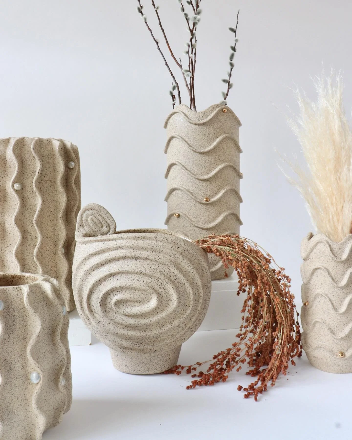 Thinking about waves and jewels of the sea&hellip;

Much of my work for the past 9 years or so has been focused on colored clay nerikomi/inlay techniques but it&rsquo;s been nice to spend some time this past year (some of you may have caught my stori