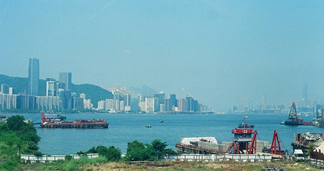 Sometime ago, I had the bargain of the century and acquired the Canon AE-1 as my first film camera. For the years I&rsquo;ve been doing photography, I&rsquo;ve been chasing the film look and made endless attempts in emulating it in my editing. 

Now 