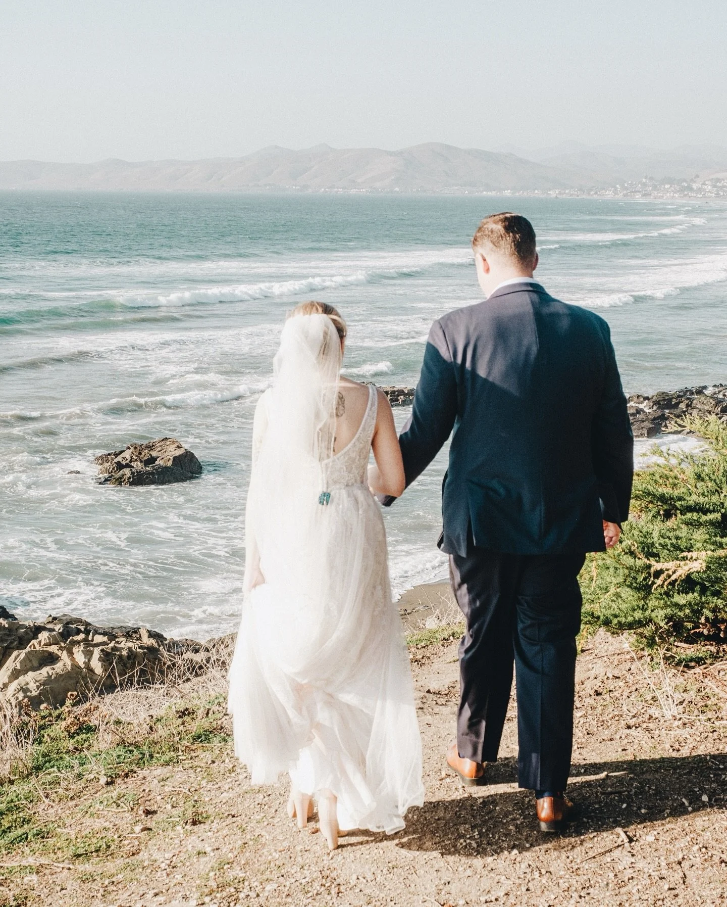 Madison + Alex 
Cayucos, California
a tale of two amazing souls saying i do in the salty air