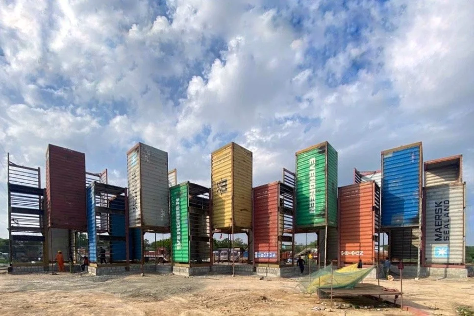  The tropical world can reuse marine waste like shipping containers without the fear of getting heated up. 