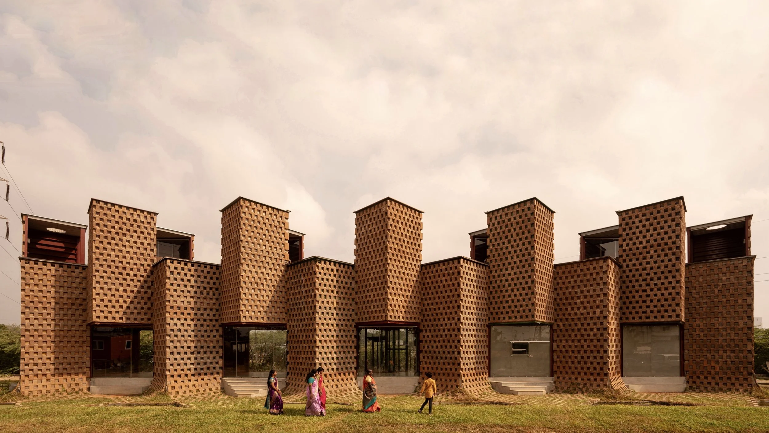  A blend of discarded shipping containers and poured earth that gives a unique dining space. 