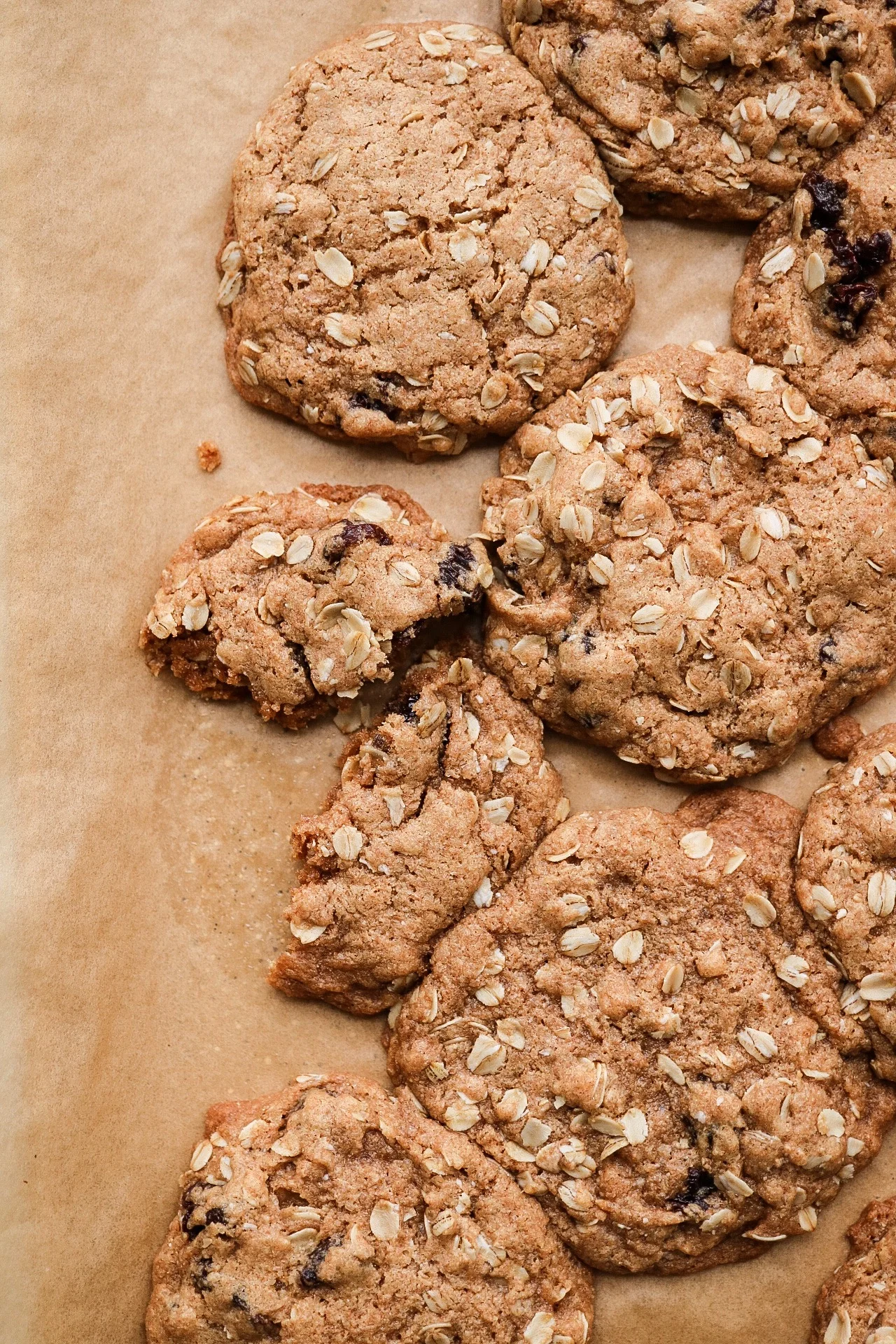 Bake only for 12-13 minutes! If you like really crispy cookies, you could add an extra minute but they’re best when they’re still a bit soft.