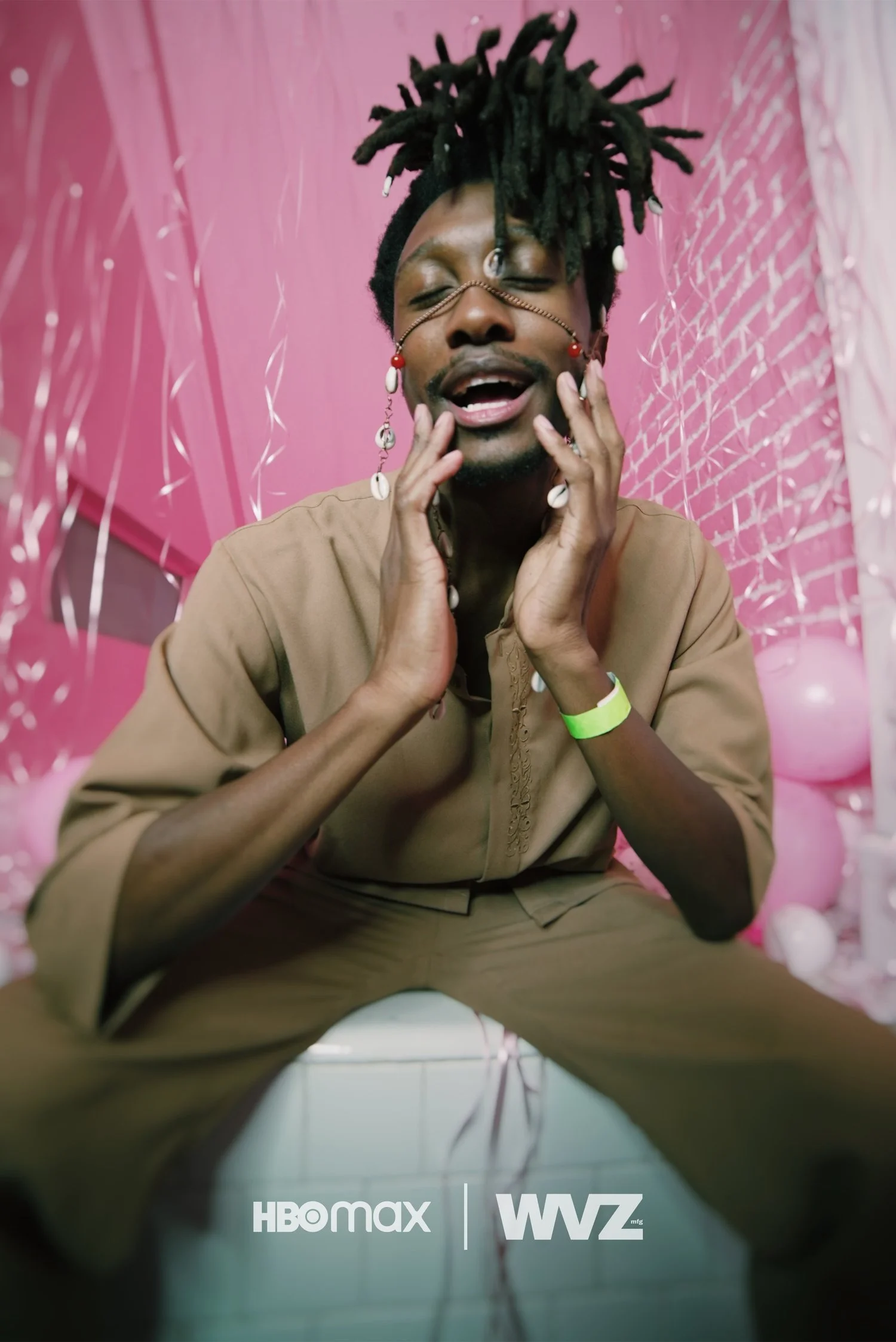 pink+room+portraits+-+018_0003__.jpg