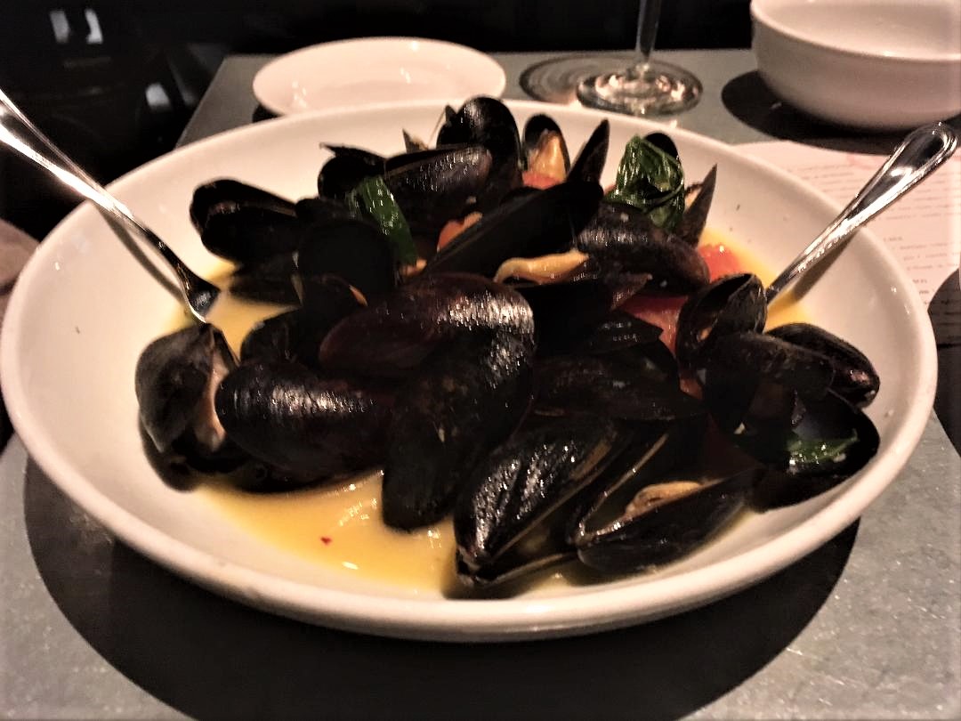 Mussels with saffron