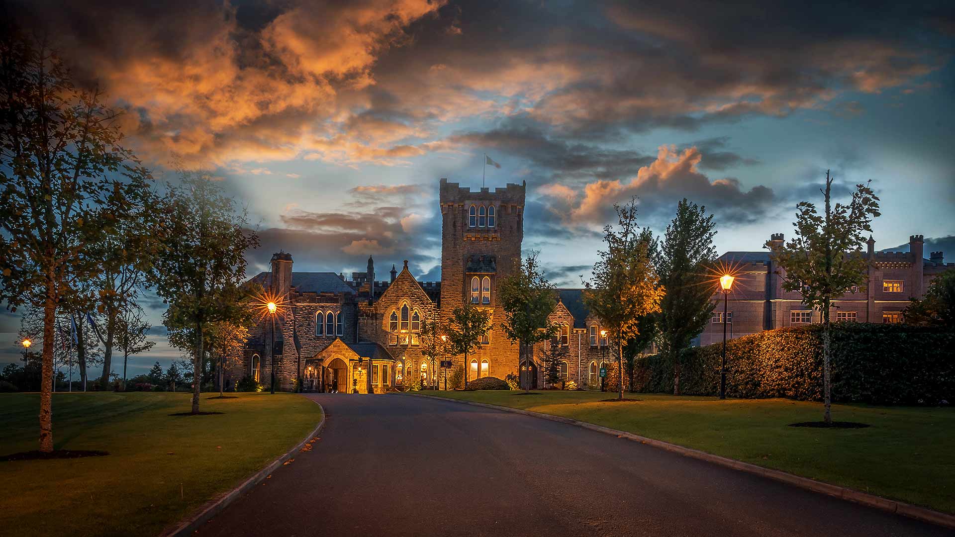 Kilronan Castle at dusk