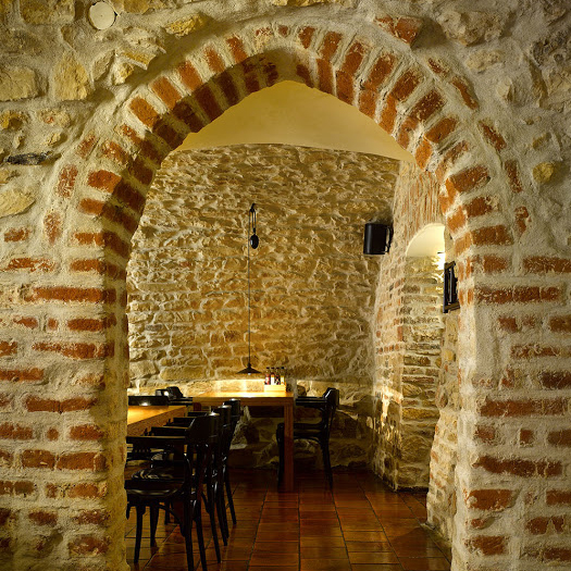 Duta Hlava Restaurant interior