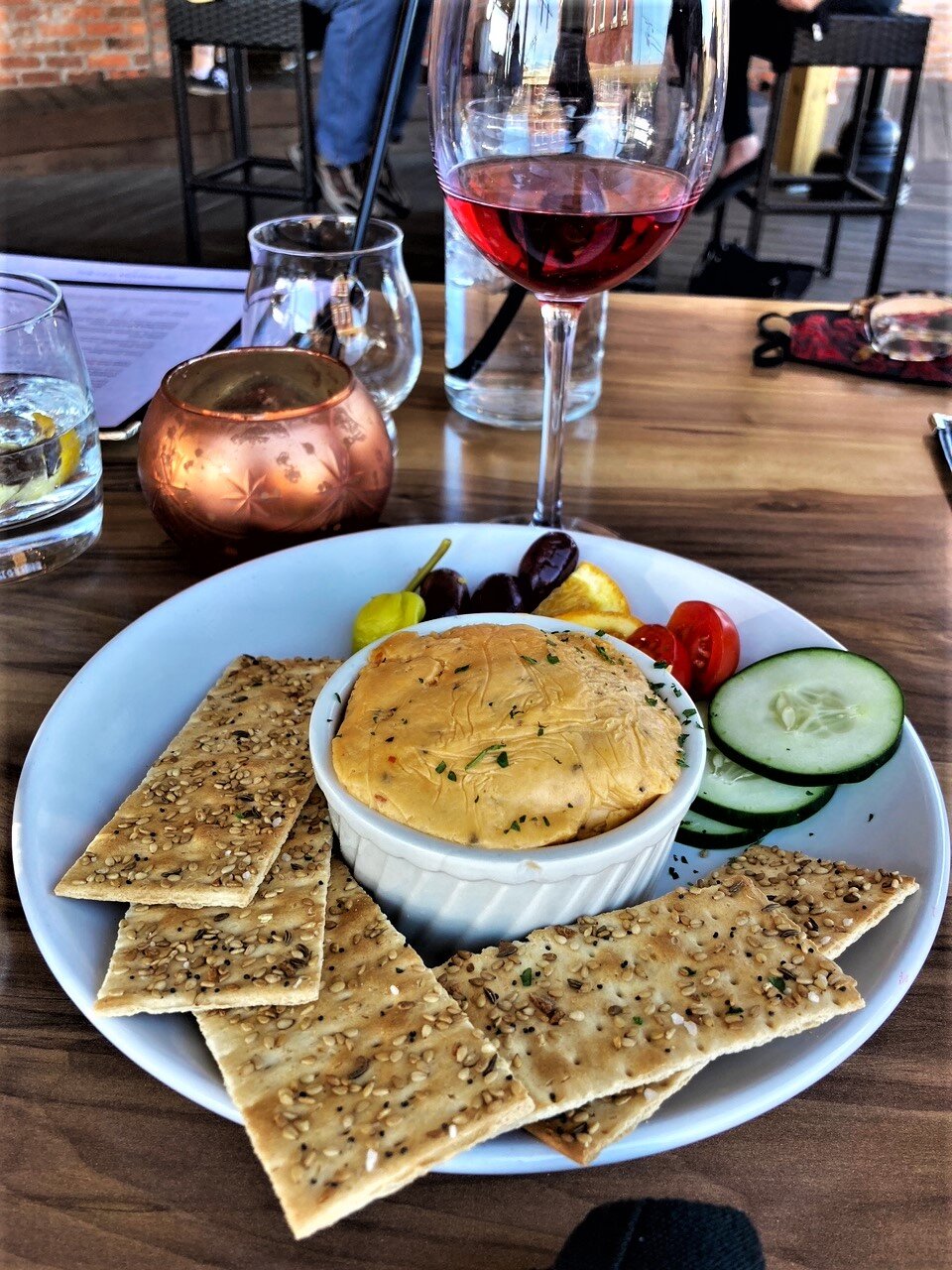 The Old Mulehouse-Appetizer-Cheese Crackers.jpg