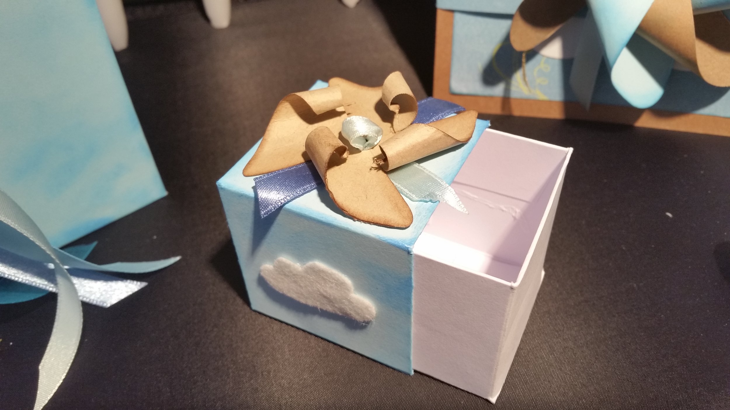 Favor box