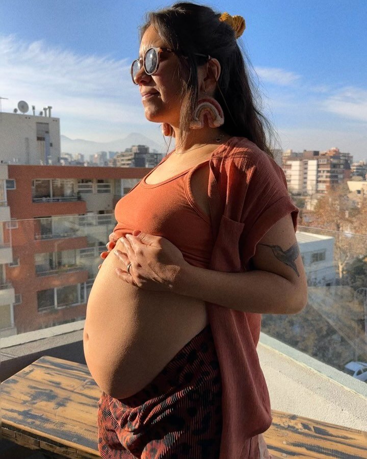 we&rsquo;re halfway there 🤍 #20weekspregnant